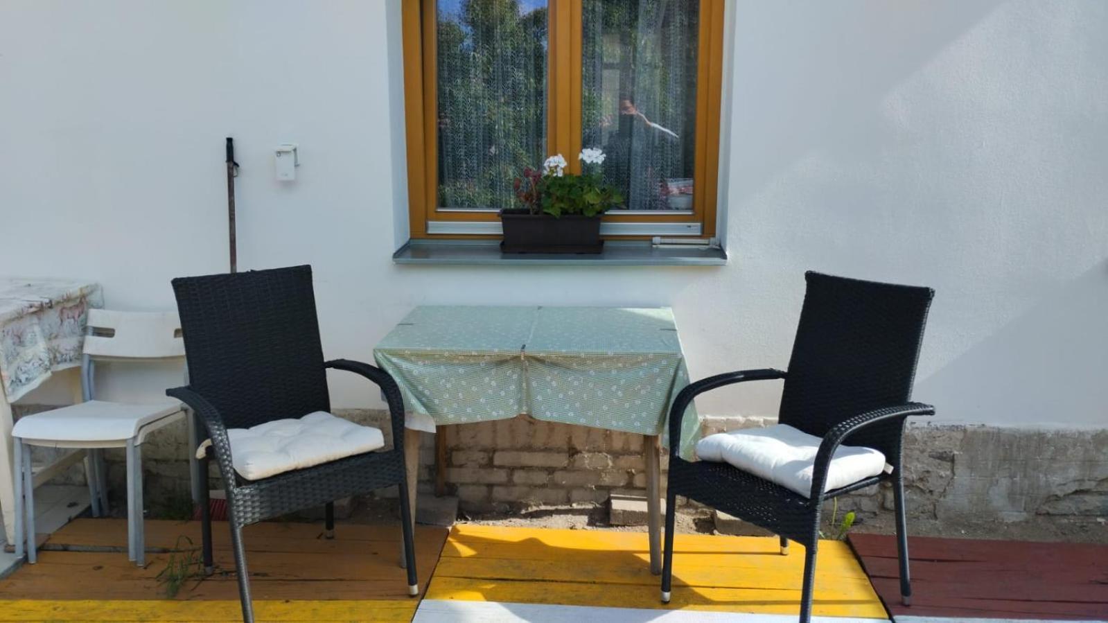 Malé útulné S Koupelnou A Kuchyňkou Apartamento Svinarov