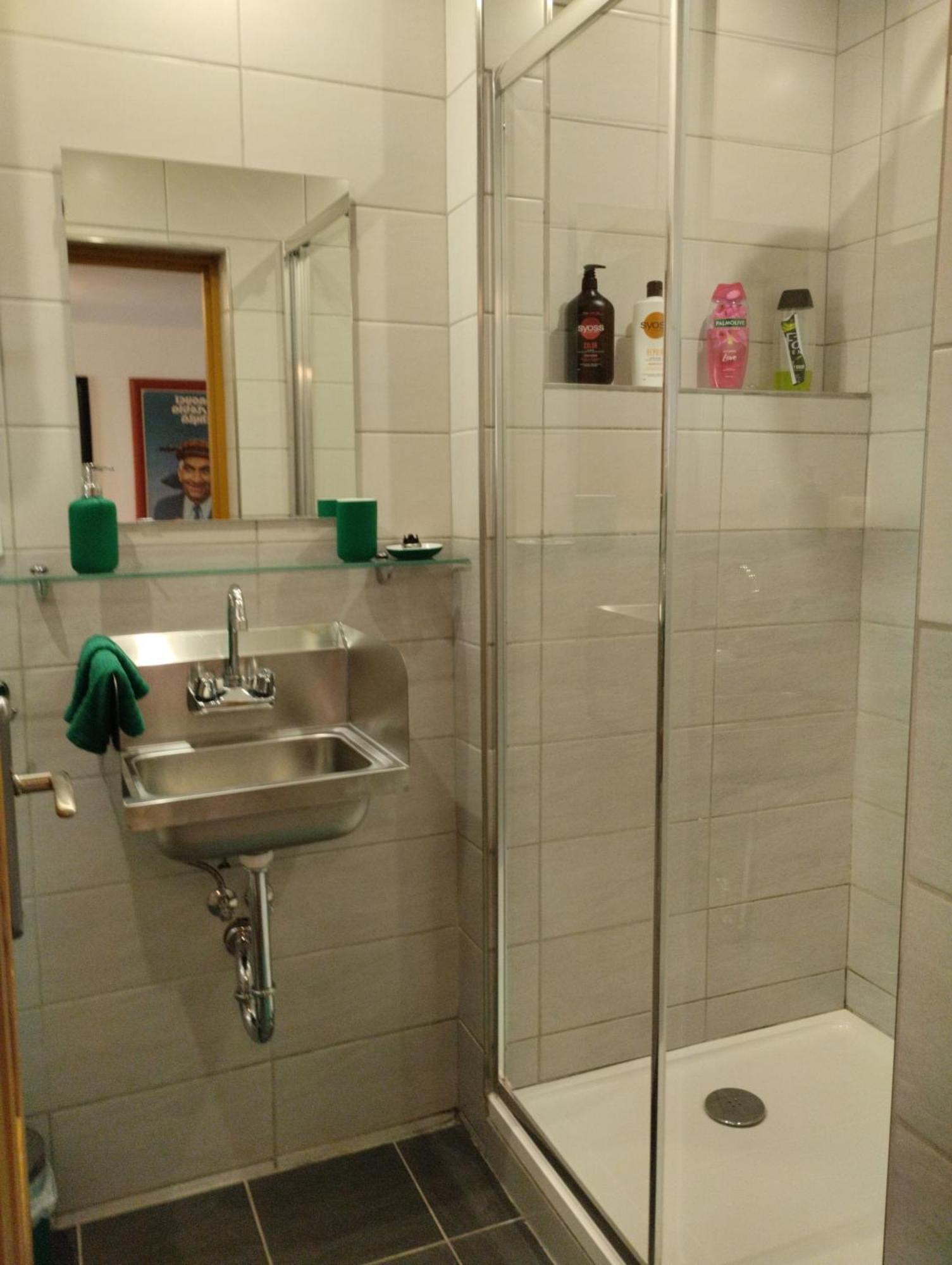Appartement Malé útulné S Koupelnou A Kuchyňkou Svinarov