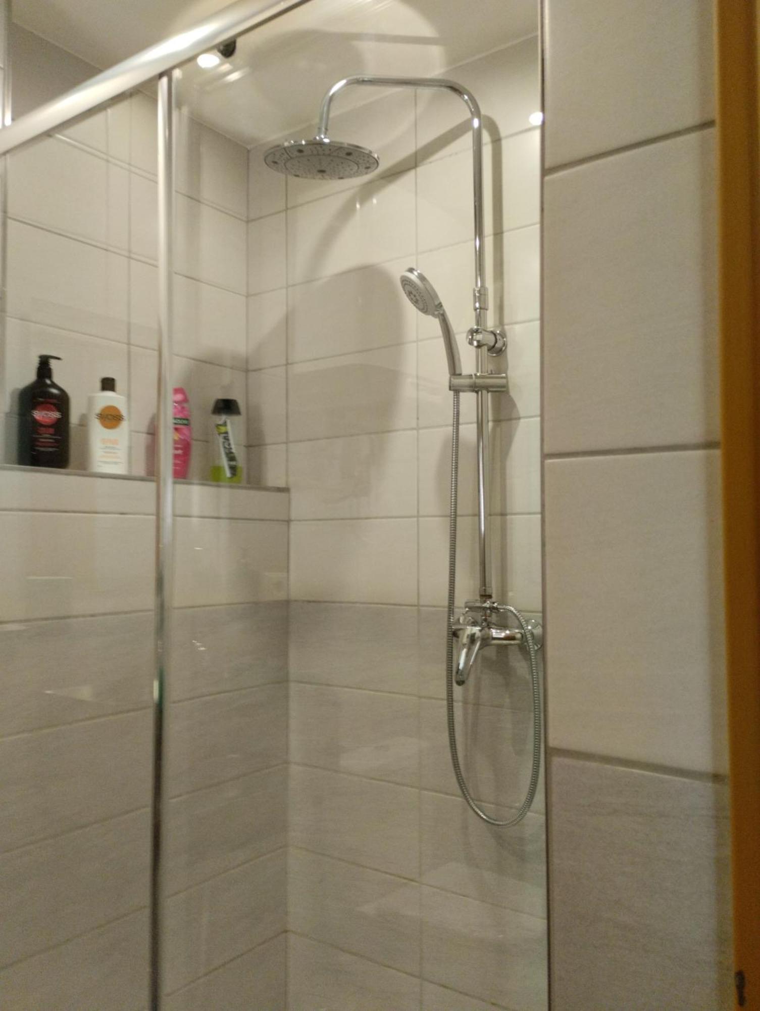 Malé útulné S Koupelnou A Kuchyňkou *